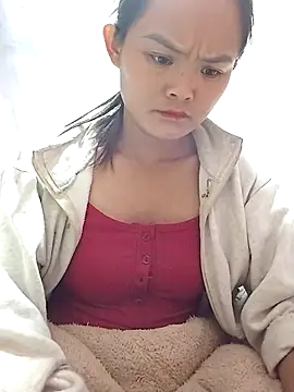 Snapshot of xinhxinhcute chatting on 23, 10, 2025 xinhxinhcute online show from 23, 10, 2025