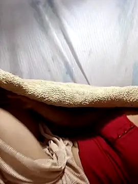 Snapshot of xinhxinhcute chatting on 24, 10, 2025 xinhxinhcute online show from 24, 10, 2025