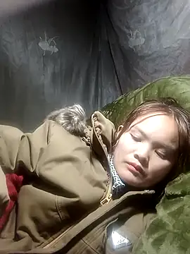 xinhxinhcute online show from 15, 12, 2025