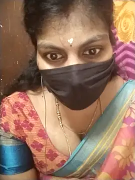 Snapshot of Nithiila chatting on 20, 9, 2025 Nithiila online show from 20, 9, 2025