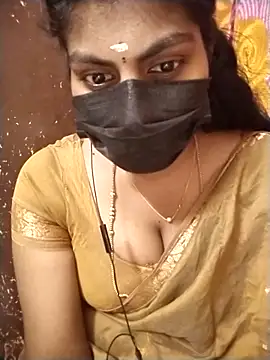 Snapshot of Nithiila chatting on 19, 12, 2025 Nithiila online show from 19, 12, 2025