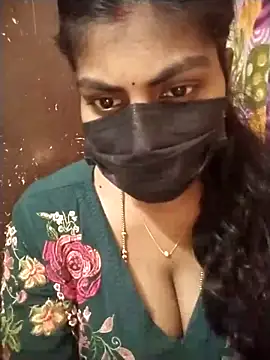 Snapshot of Nithiila chatting on 20, 12, 2025 Nithiila online show from 20, 12, 2025