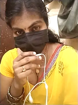 Snapshot of Nithiila chatting on 17, 1, 2026 Nithiila online show from 17, 1, 2026