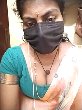 Snapshot of Nithiila chatting on 17, 2, 2026 Nithiila online show from 17, 2, 2026