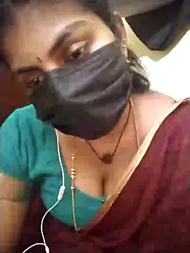 Snapshot of Nithiila chatting on 3, 3, 2026 Nithiila online show from 3, 3, 2026
