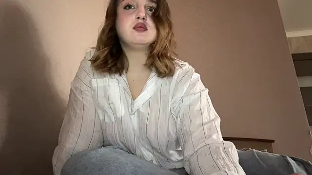 Snapshot of IvyGlimpse chatting on 12, 9, 2025 IvyGlimpse online show from 12, 9, 2025