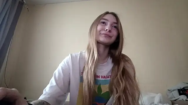 Nymera flare online show from 5, 11, 2025