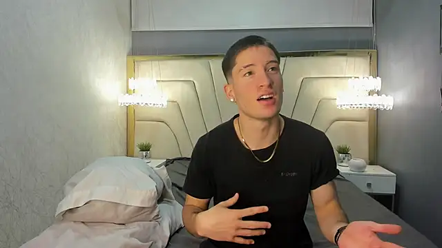 HunterHeat  online show from 23, 9, 2025