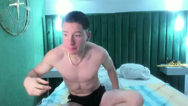 HunterHeat  online show from 18, 11, 2025