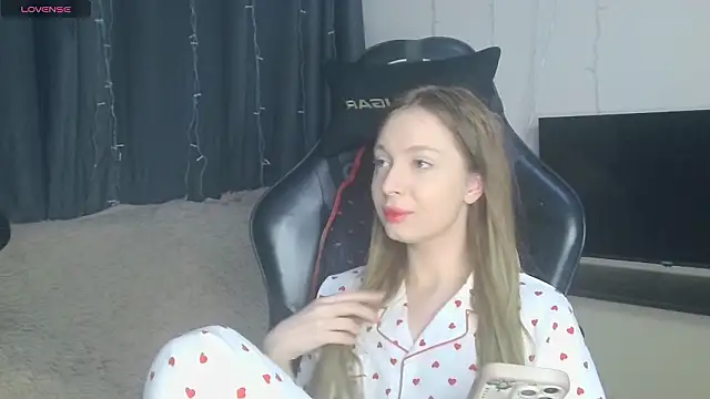 BabbbyFoxxx online show from 24, 3, 2026