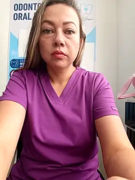 Snapshot of Madisson-04_ chatting on 5, 2, 2026 Madisson-04 online show from 5, 2, 2026