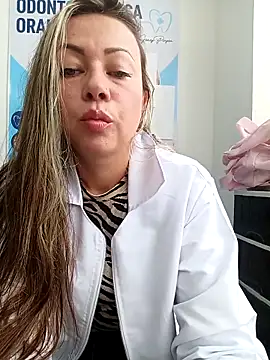 Snapshot of Madisson-04_ chatting on 7, 2, 2026 Madisson-04 online show from 7, 2, 2026