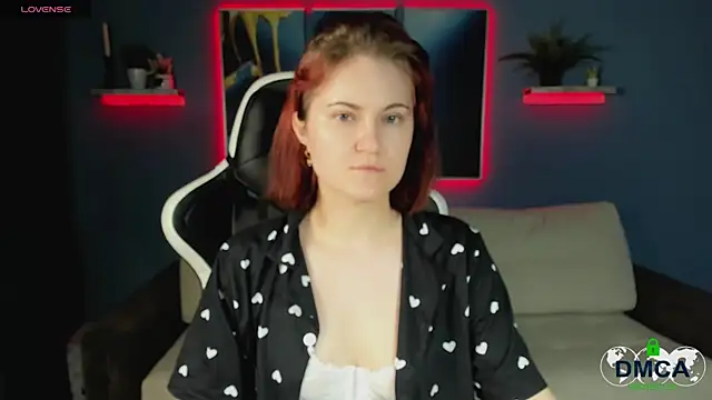 Roxy foxi online show from 20, 9, 2025