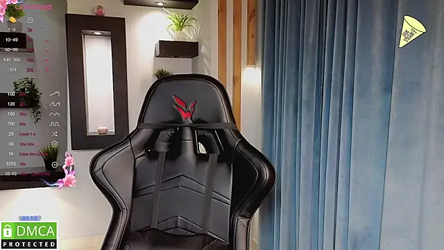 Roxy foxi online show from 22, 9, 2025