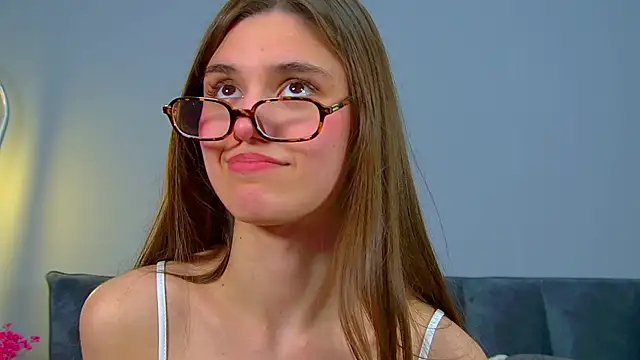 ArianaAllens online show from 15, 4, 2026