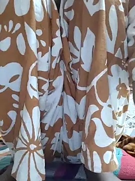 Snapshot of Aidakhan1212 chatting on 7, 11, 2025 Aidakhan1212 online show from 7, 11, 2025