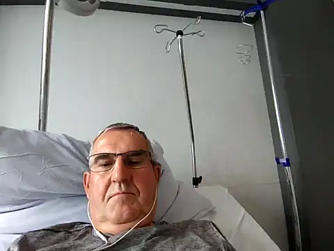 Oldmenhot66 online show from 21, 10, 2025