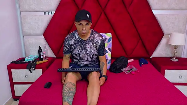 Snapshot of Kity_spiderr chatting on 16, 10, 2025 Kity spiderr online show from 16, 10, 2025