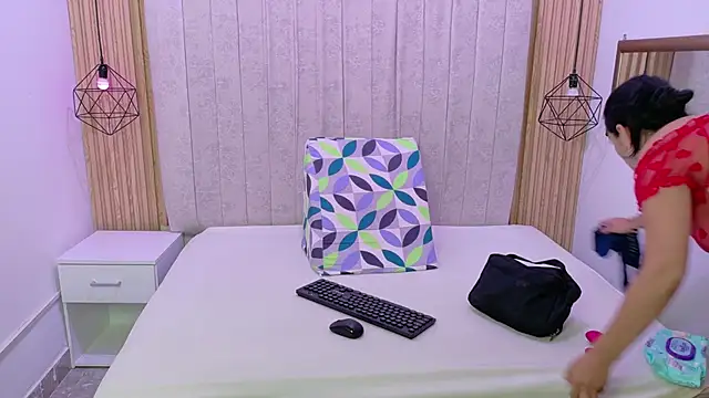 Snapshot of Kity_spiderr chatting on 29, 10, 2025 Kity spiderr online show from 29, 10, 2025