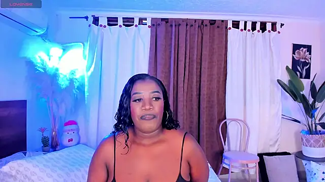 Snapshot of ViolettGomez_93 chatting on 9, 5, 2026 ViolettGomez 93 online show from 9, 5, 2026
