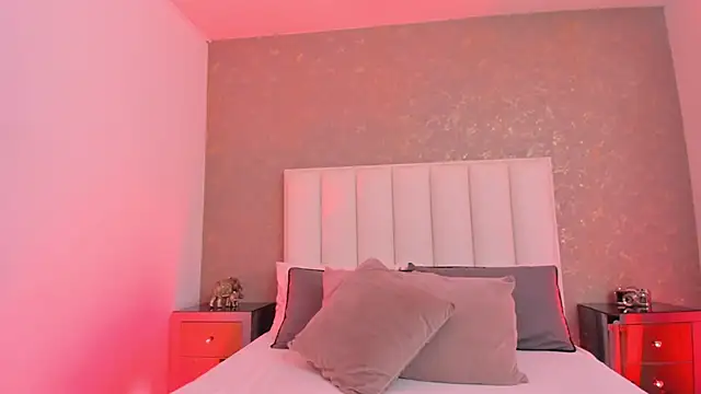 KaylieBrooks online show from 9, 4, 2026