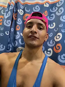 Snapshot of Smith_Fitness chatting on 19, 4, 2026 Smith Fitness online show from 19, 4, 2026
