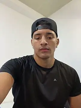 Snapshot of Smith_Fitness chatting on 27, 4, 2026 Smith Fitness online show from 27, 4, 2026