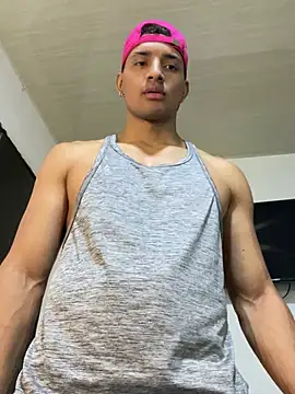 Snapshot of Smith_Fitness chatting on 15, 5, 2026 Smith Fitness online show from 15, 5, 2026
