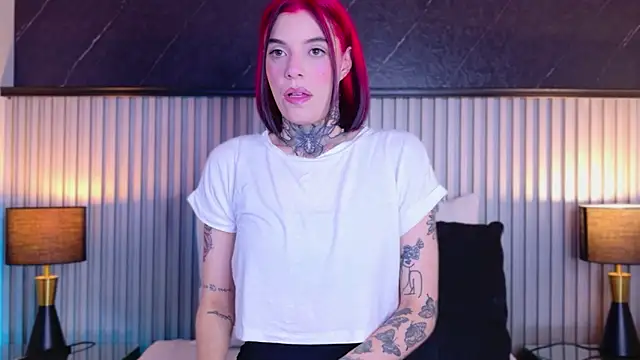Meganreed  online show from 28, 5, 2026