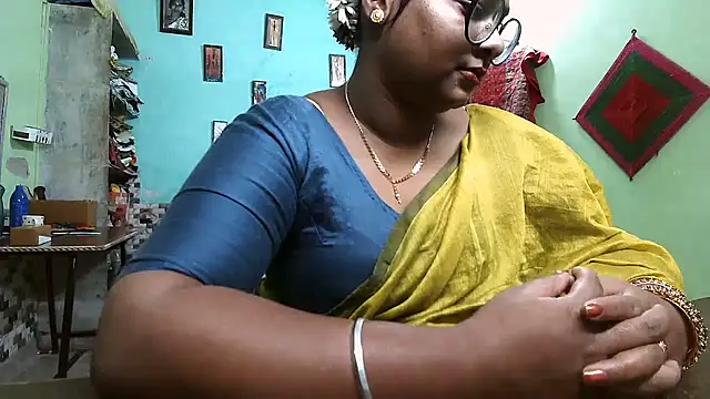 DearKimmi online show from 9, 11, 2025