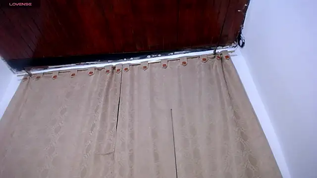 DaraKat18 online show from 18, 4, 2026