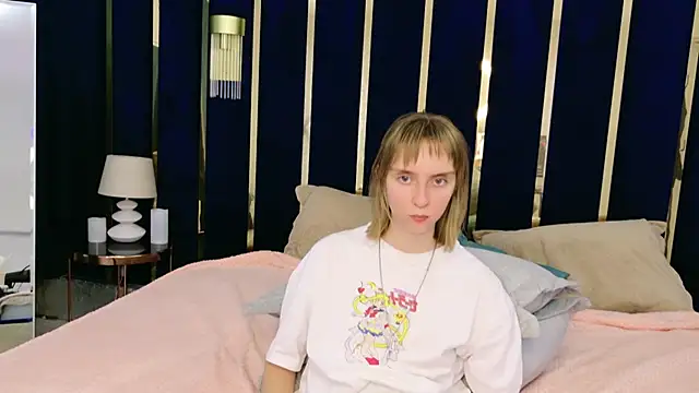 Snapshot of Beverly_Gomes chatting on 24, 9, 2025 Beverly Gomes online show from 24, 9, 2025