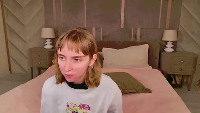 Snapshot of Beverly_Gomes chatting on 14, 10, 2025 Beverly Gomes online show from 14, 10, 2025