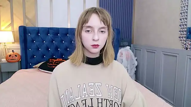 Snapshot of Beverly_Gomes chatting on 5, 11, 2025 Beverly Gomes online show from 5, 11, 2025