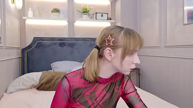 Snapshot of Beverly_Gomes chatting on 9, 11, 2025 Beverly Gomes online show from 9, 11, 2025