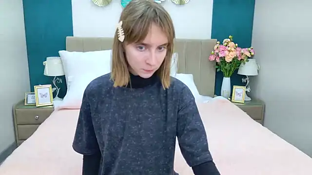 Snapshot of Beverly_Gomes chatting on 3, 12, 2025 Beverly Gomes online show from 3, 12, 2025