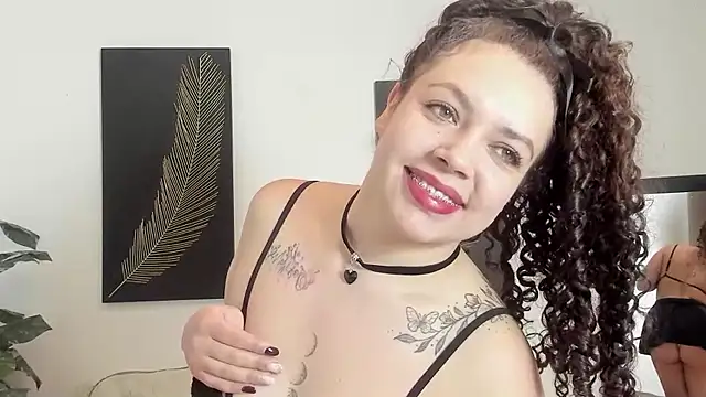 RubyStrong online show from 1, 10, 2025