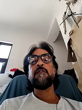 Snapshot of malhotra21 chatting on 16, 9, 2025 malhotra21 online show from 16, 9, 2025