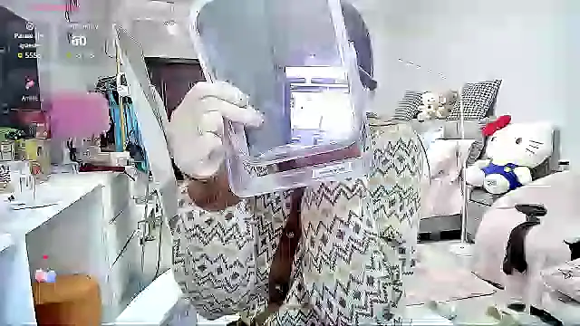 Snapshot of Diva_VVN chatting on 15, 10, 2025 Diva VVN online show from 15, 10, 2025