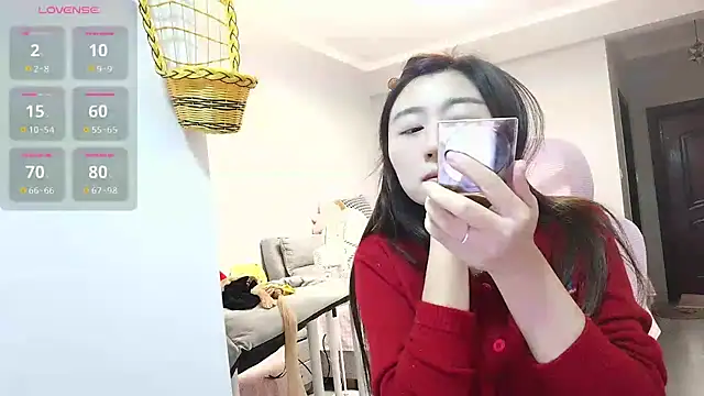 Snapshot of Diva_VVN chatting on 2, 12, 2025 Diva VVN online show from 2, 12, 2025