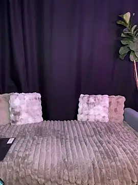 Snapshot of SerynthMeira chatting on 26, 10, 2025 SerynthMeira online show from 26, 10, 2025