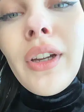 Snapshot of Apple_Brandy chatting on 11, 9, 2025 Apple Brandy online show from 11, 9, 2025