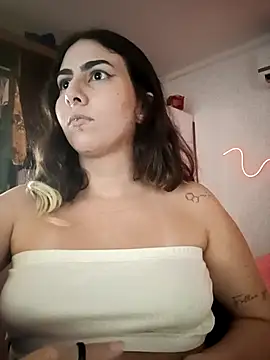 Snapshot of ApenasLys chatting on 5, 11, 2025 ApenasLys online show from 5, 11, 2025