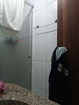 Snapshot of ApenasLys chatting on 4, 12, 2025 ApenasLys online show from 4, 12, 2025