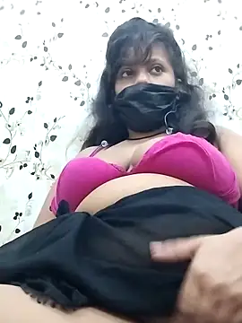 Snapshot of aliyaa9900 chatting on 12, 9, 2025 aliyaa9900 online show from 12, 9, 2025