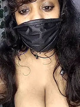 Snapshot of aliyaa9900 chatting on 3, 11, 2025 aliyaa9900 online show from 3, 11, 2025