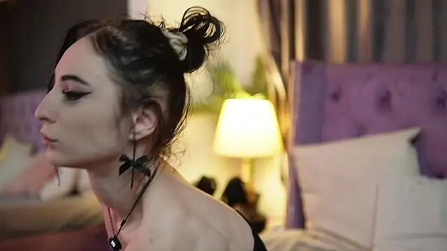 SaraiAngel online show from 1, 4, 2026