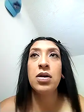 Coralaine 96 online show from 3, 3, 2026