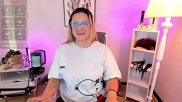 hollie joliie online show from 31, 3, 2026