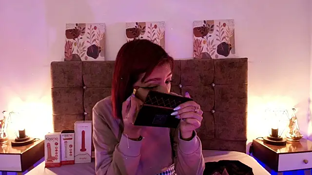 Snapshot of Dulce_Bella_ chatting on 25, 9, 2025 Dulce Bella online show from 25, 9, 2025